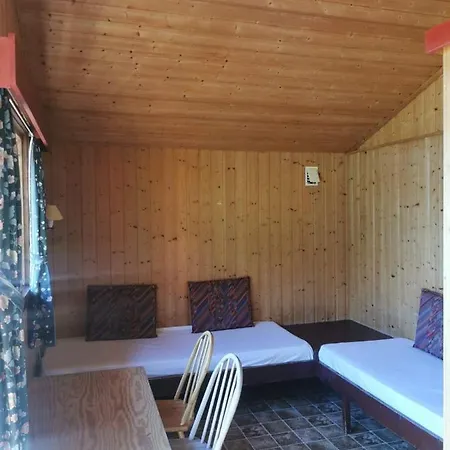 Loken Camping - Trivelig Og Idyllisk Ved Vannet Olden